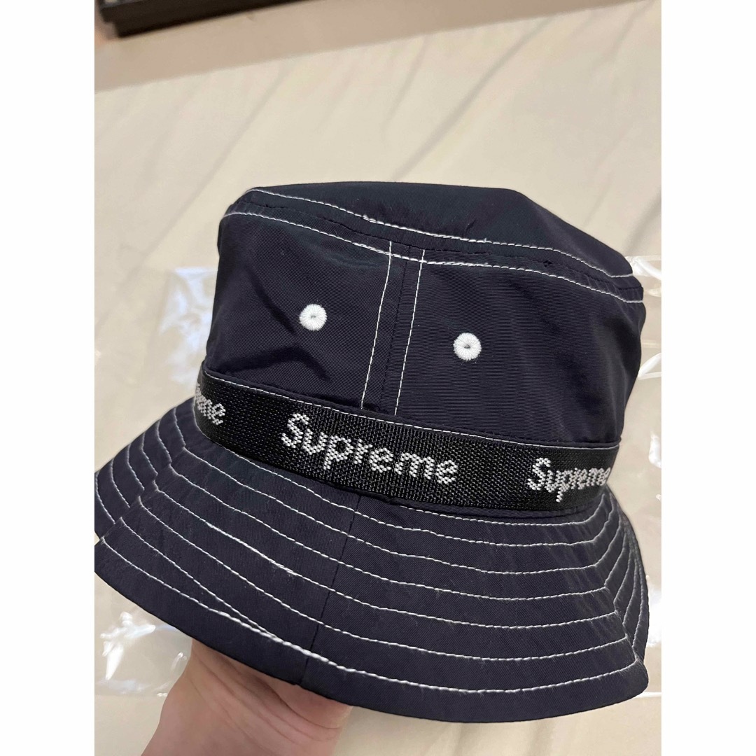 Supreme(シュプリーム)のM/L シュプリーム 22AW ウェビング クラッシャーハット メンズの帽子(ハット)の商品写真