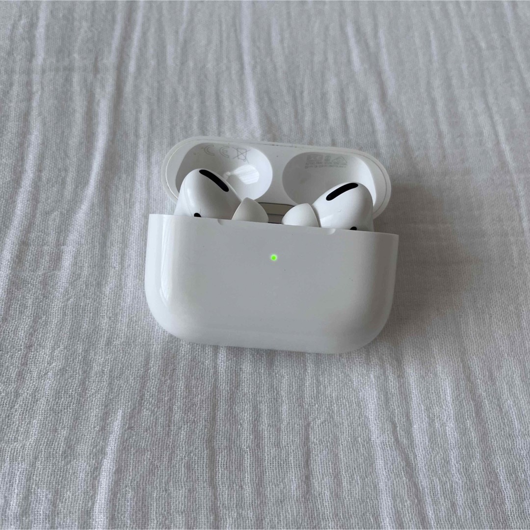 Apple - 【値下げ】AirPods pro 第1世代 イヤホン・本体付きの通販 by