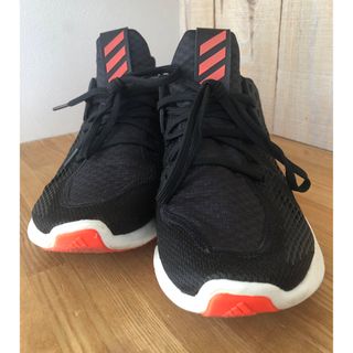 アディダスadidasランニングシューズ 黒 EE4162 27㌢