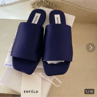 エンフォルド(ENFOLD)のENFOLD サテンサンダル　新品！タグ付き　36(サンダル)