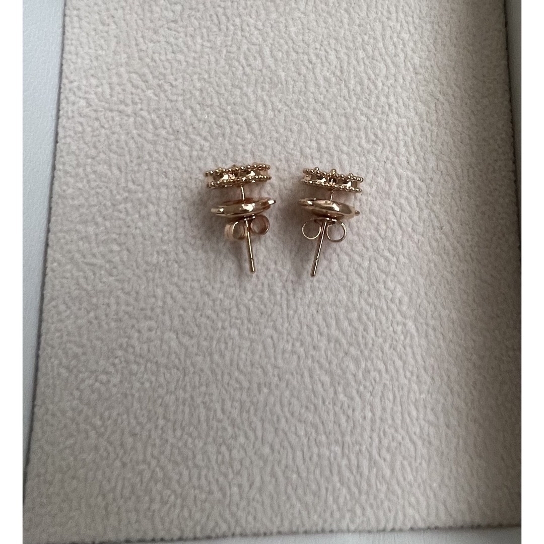 ピアス レッド 葉 1