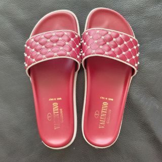 ヴァレンティノ(VALENTINO)のVALENTINOサンダル(サンダル)