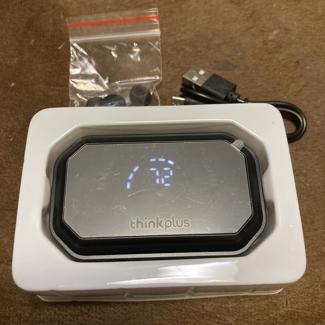 新品未使用品!レノボ フルワイヤレスイヤホン Bluetooth