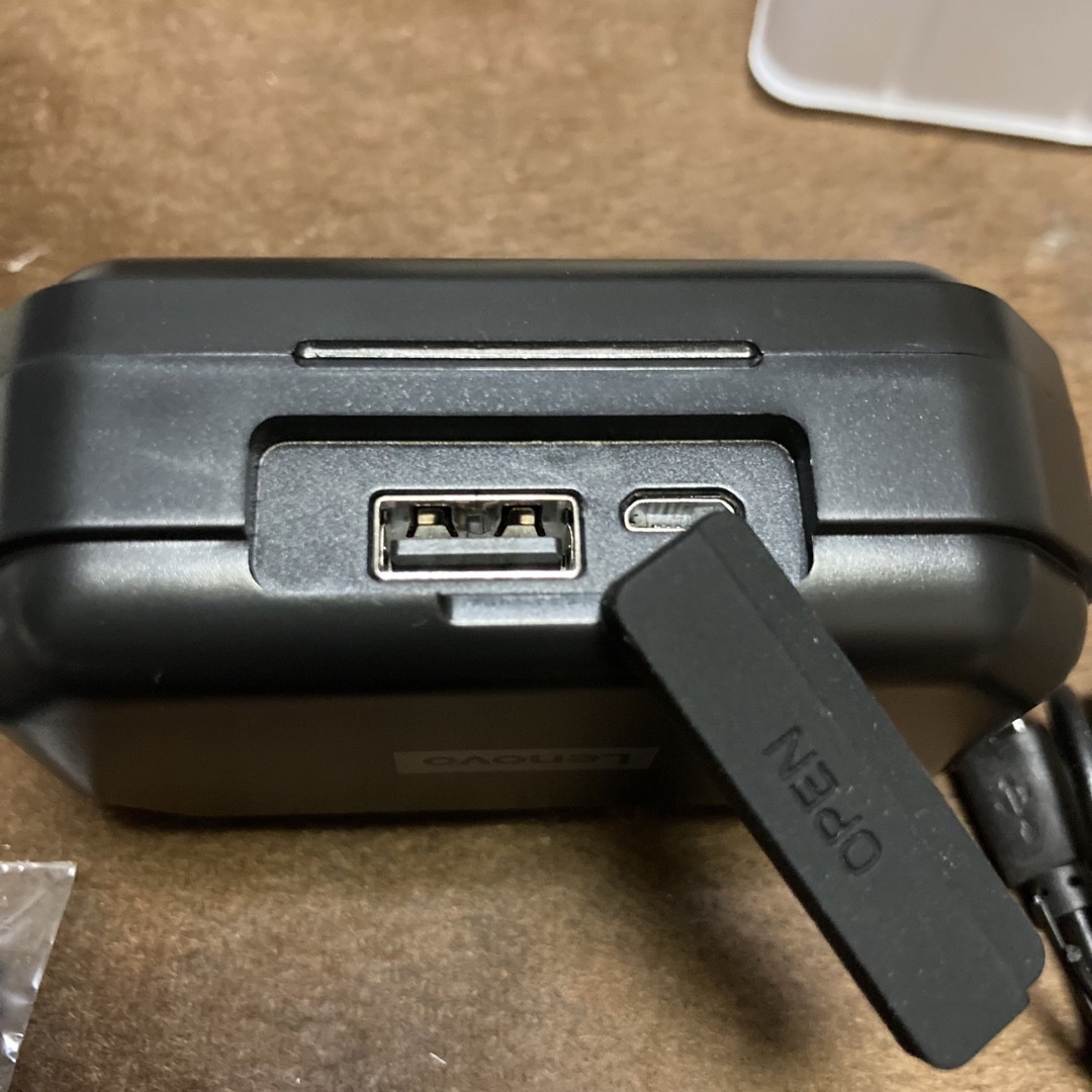 新品未使用品!レノボ フルワイヤレスイヤホン Bluetooth