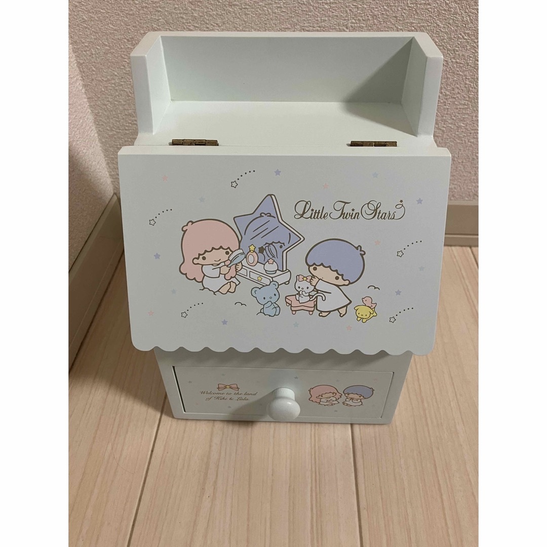 サンリオ❣️ハローキティ 木製ドレッサー　チェスト