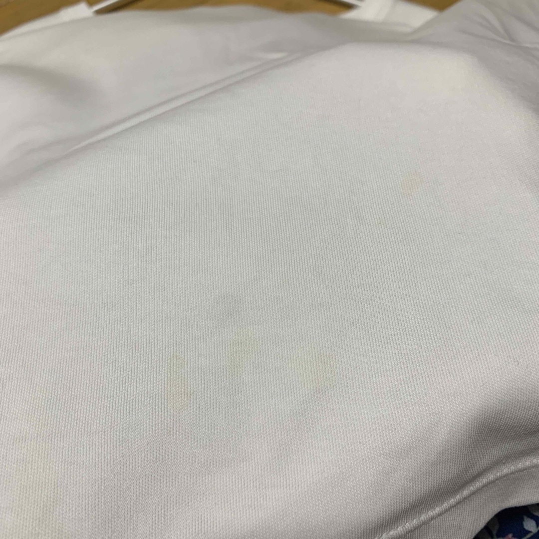 UNITED TOKYO(ユナイテッドトウキョウ)のUNITED TOKYO ホワイトTシャツ　L メンズのトップス(Tシャツ/カットソー(半袖/袖なし))の商品写真