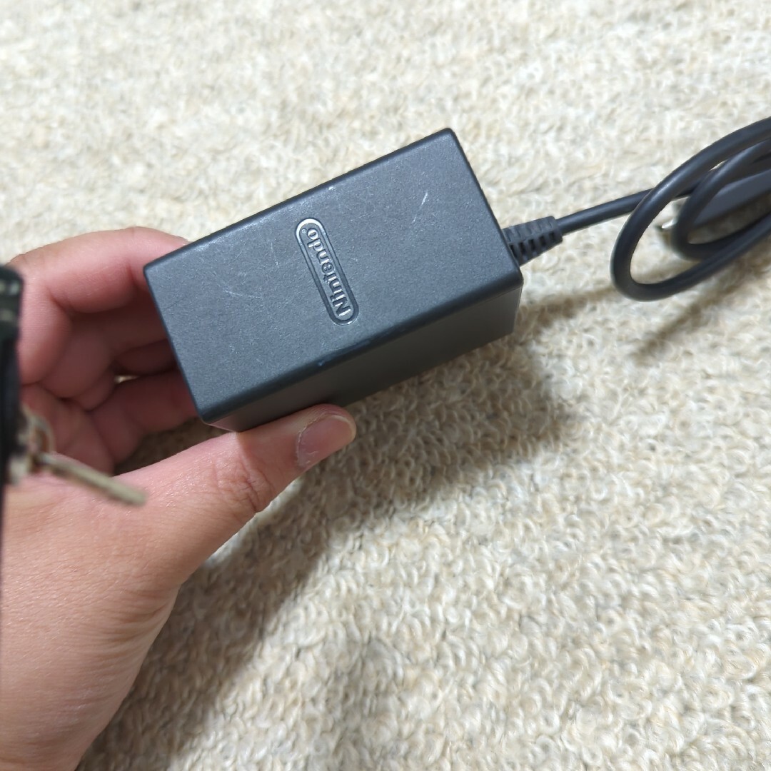 Nintendo Switch(ニンテンドースイッチ)の任天堂スイッチライト本体　128GBSDカード付き　グレー エンタメ/ホビーのゲームソフト/ゲーム機本体(家庭用ゲーム機本体)の商品写真