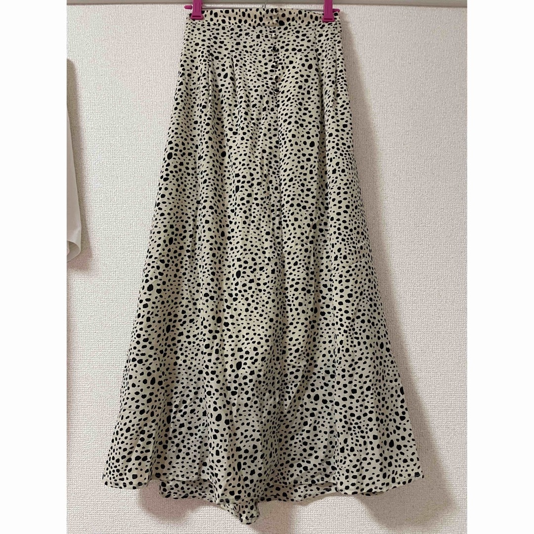 EMSEXCITE(エムズエキサイト)のems ロングスカート　アニマル柄スカート レディースのスカート(ロングスカート)の商品写真