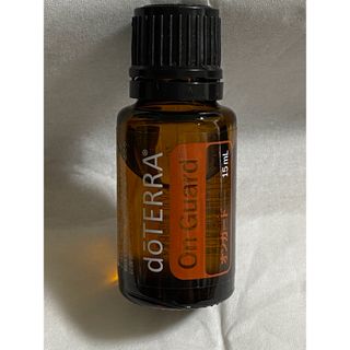 ドテラ(doTERRA)の　nicoプロフ読んでください♪様　　ドテラ　オンガード【正規品・未開封】(エッセンシャルオイル（精油）)