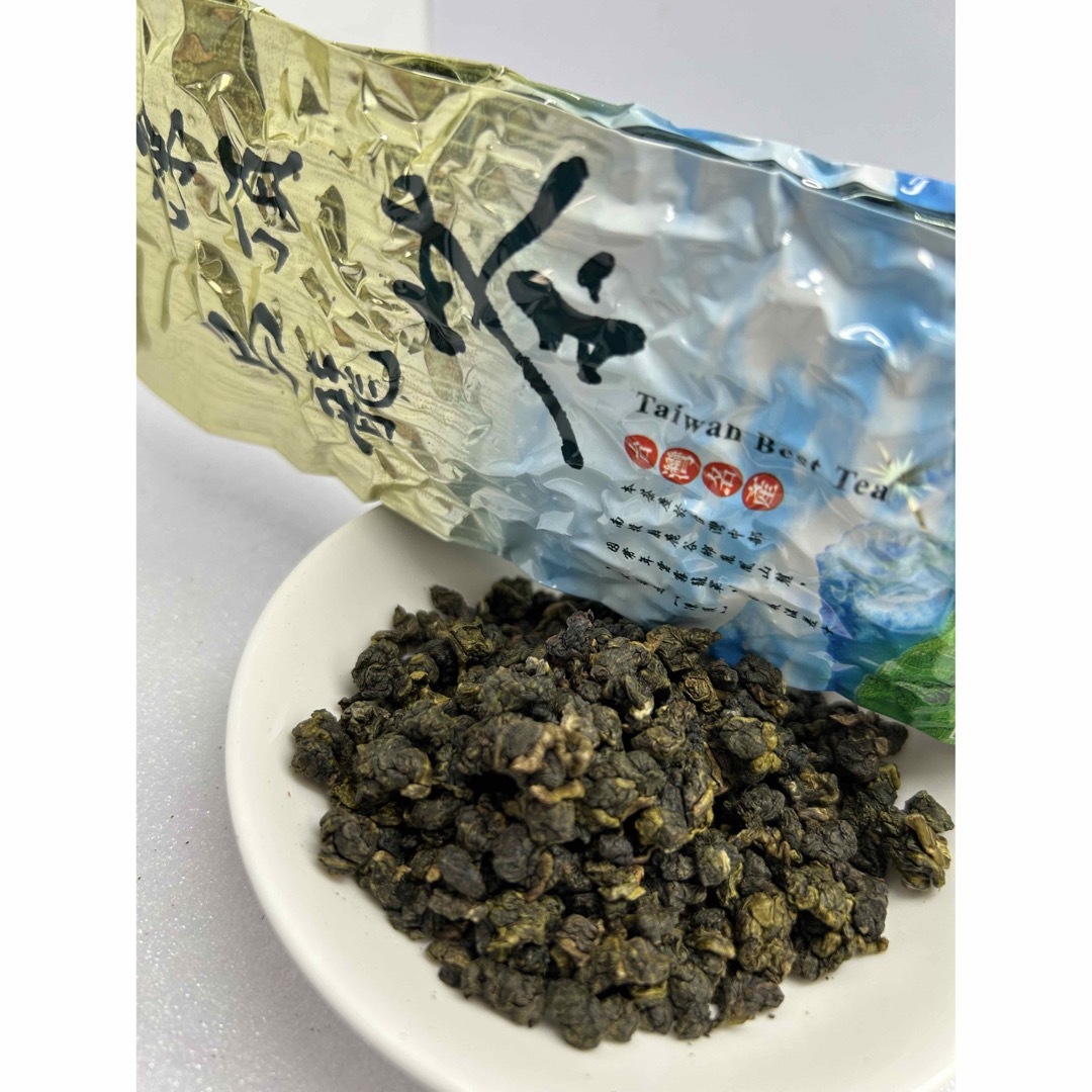 台湾（南投県鹿谷）凍頂烏龍茶 ±120g×2袋 食品/飲料/酒の飲料(茶)の商品写真