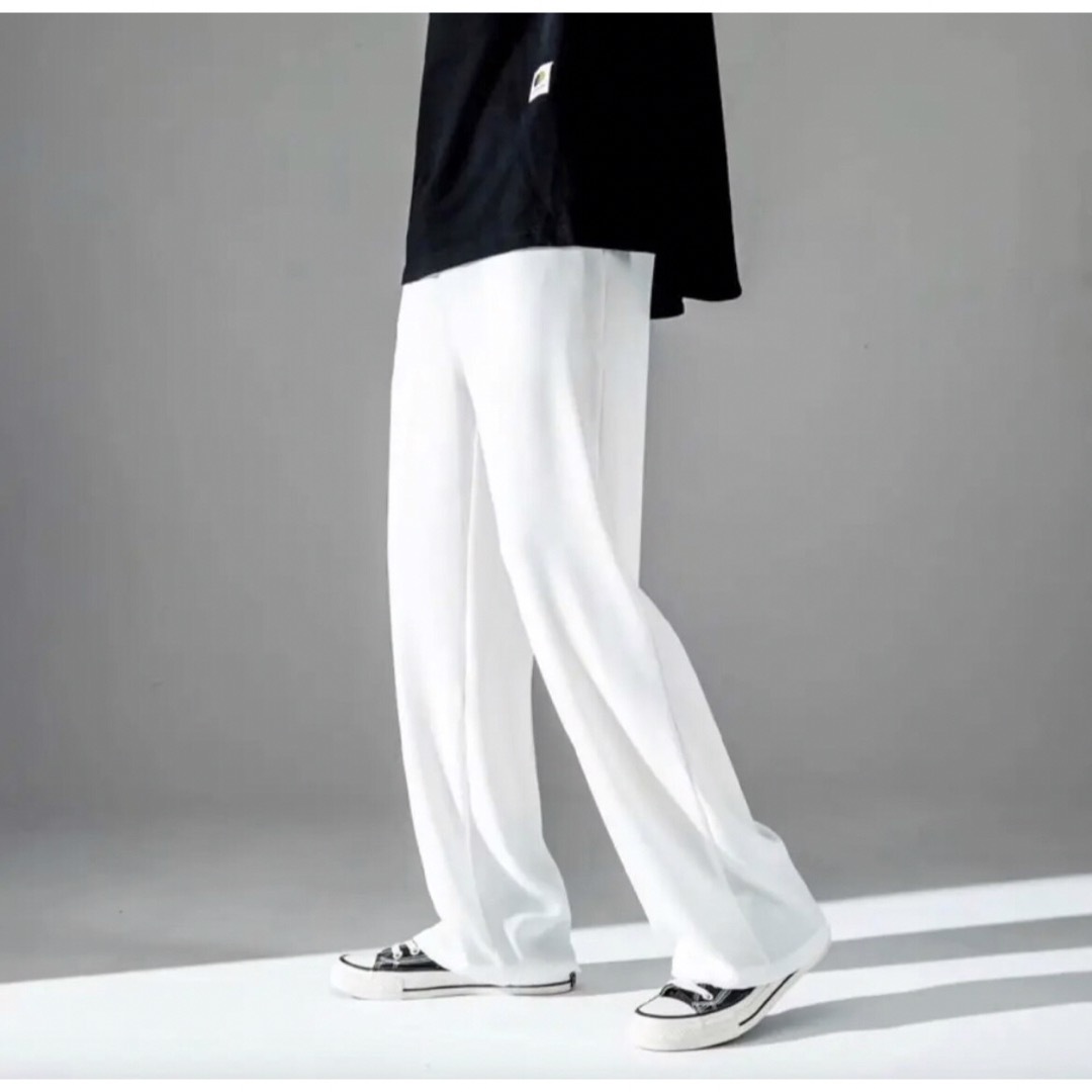ジョガーパンツ　ホワイト　シンプル　薄手　ワイドシルエット　Ｍ  レディースのパンツ(その他)の商品写真