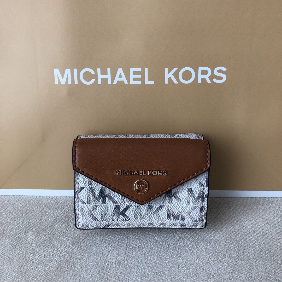 最新入荷】 新品☆MICHAEL KORS 定価28，600円 FULTON 三つ折り財布