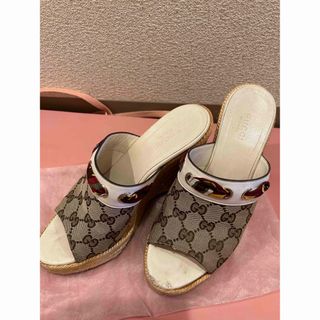 グッチ(Gucci)のGUCCIのウェッジソールサンダル(サンダル)