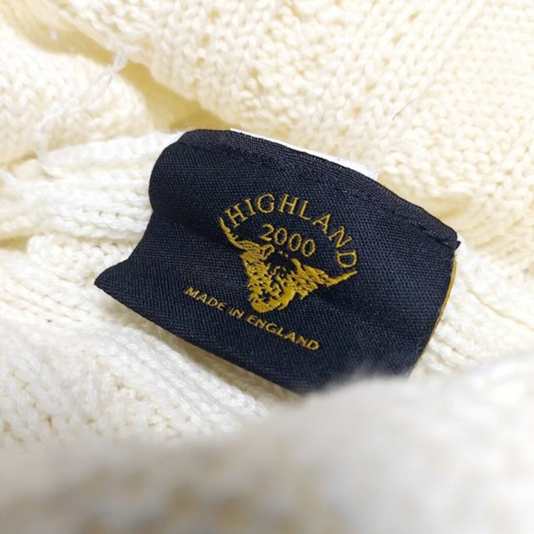 BEAMS(ビームス)のHIGHLAND2000✨ハイランド 綿 コットン ケーブル編ニット帽 オフ白 レディースの帽子(ニット帽/ビーニー)の商品写真