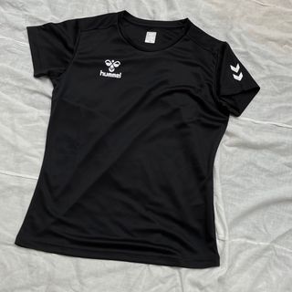 ヒュンメル(hummel)の新品未使用品　ヒュンメル　レディース Lサイズ　半袖Tシャツ　黒ブラック(Tシャツ(半袖/袖なし))