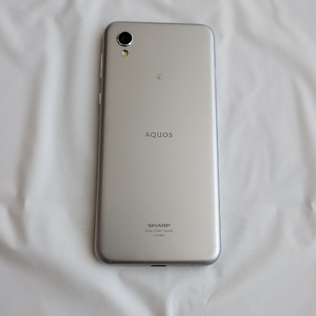 AQUOS sense2 SH-M08 ホワイトシルバー　アクオス