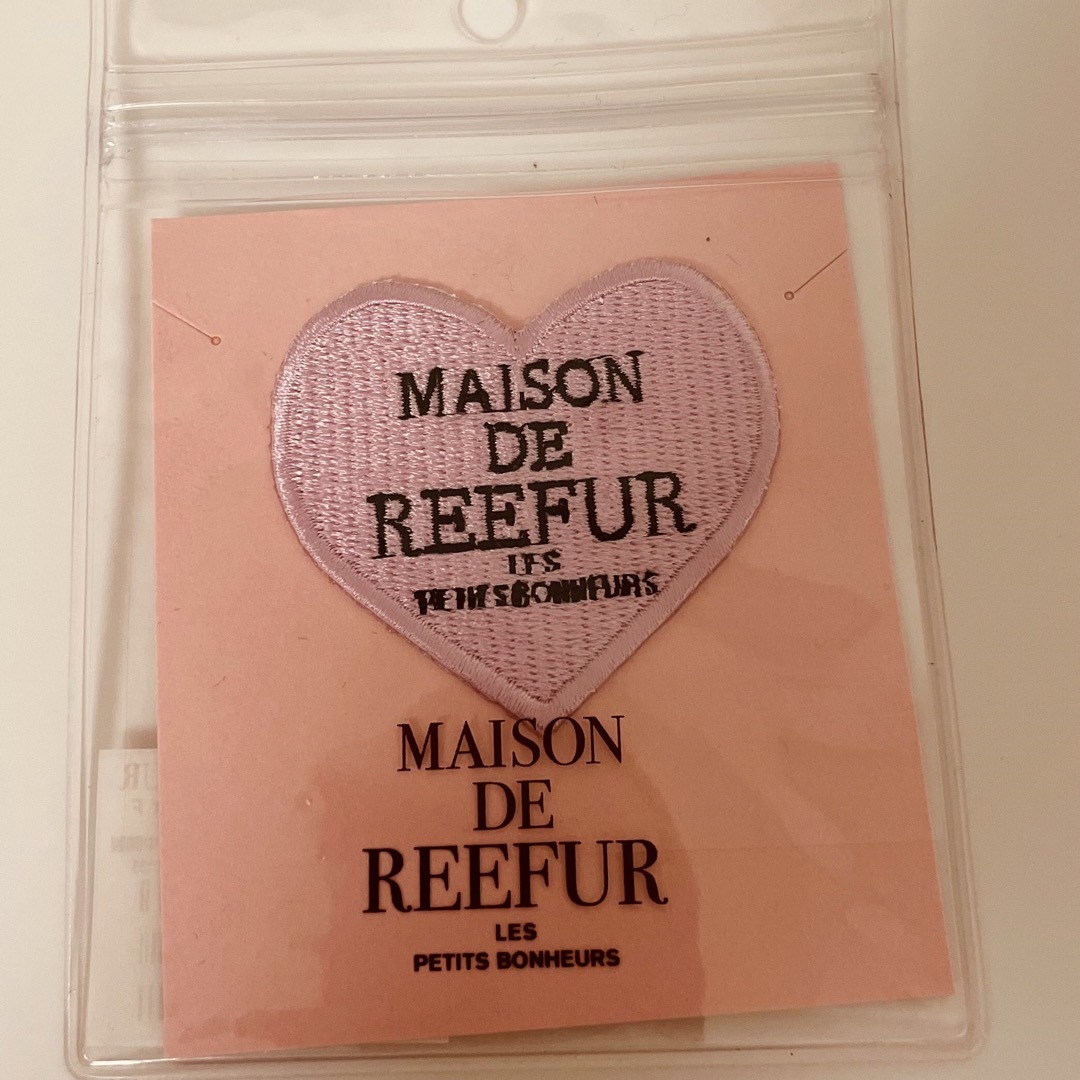 Maison de Reefur(メゾンドリーファー)の新品未使用♡メゾンドリーファー♡刺繍ワッペンシール♡ インテリア/住まい/日用品の文房具(シール)の商品写真