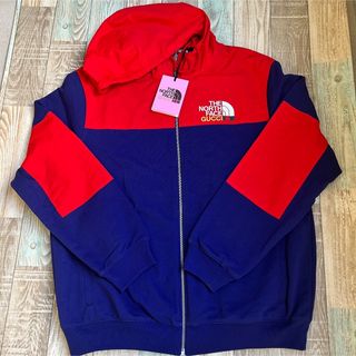 グッチ(Gucci)の新品未使用　Gucci × The North Face パーカー(パーカー)