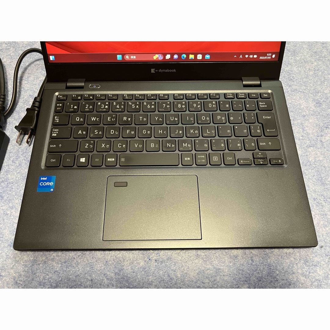 東芝 dynabook G83/HS i5 1135G7 8GB 256GB