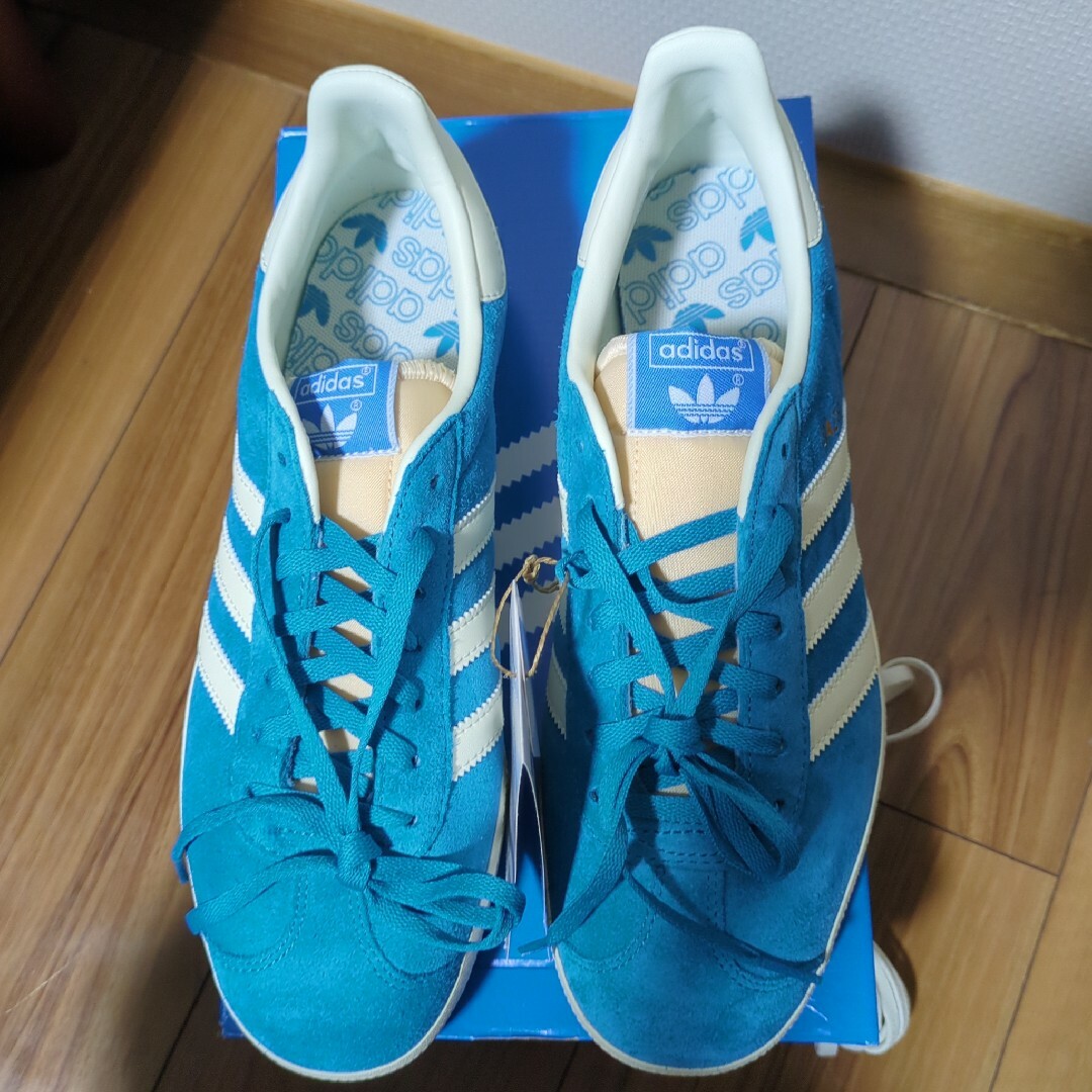 adidas gazelle bold クリーム　新品未使用