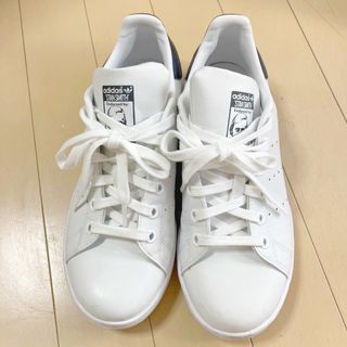 アディダス(adidas)のadidas stan smithレディース　　　　　　　　ホワイト &ネイビー(スニーカー)