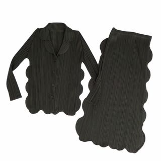 PLEATS PLEASE ISSEY MIYAKE - 極美品 プリーツプリーズ