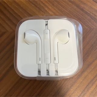 アップル(Apple)のApple EarPods with 3.5 mm Headphone Plug(ヘッドフォン/イヤフォン)