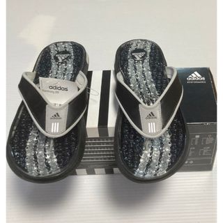 アディダス(adidas)のタグ付き　adidas サンダル(サンダル)