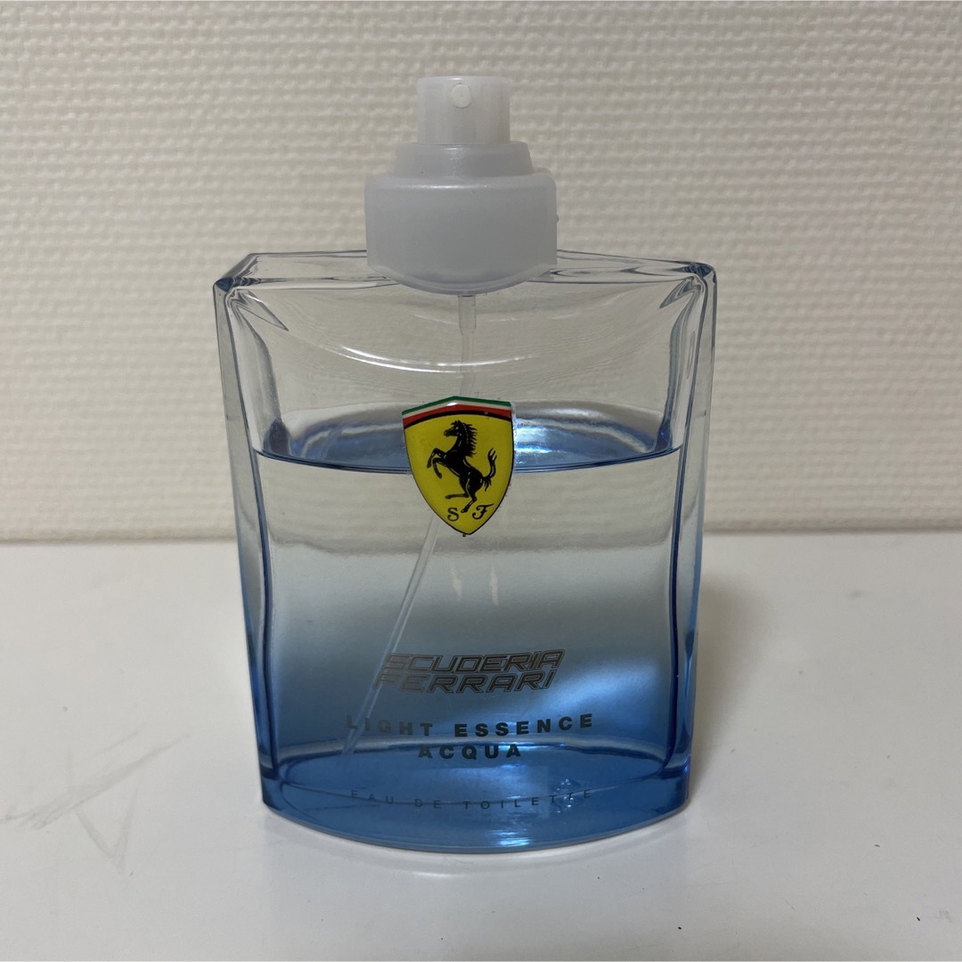 廃盤 レア フェラーリ ライトエッセンス アクア オードトワレ 125ml | フリマアプリ ラクマ