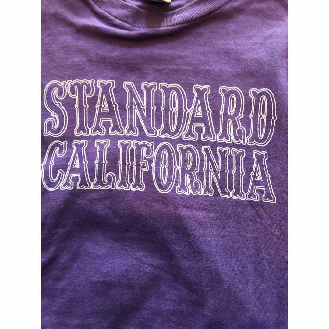STANDARD CALIFORNIA(スタンダードカリフォルニア)のスタンダードカリフォルニア　STANDARD CALIFORNIA Tシャツ　紫 メンズのトップス(Tシャツ/カットソー(半袖/袖なし))の商品写真