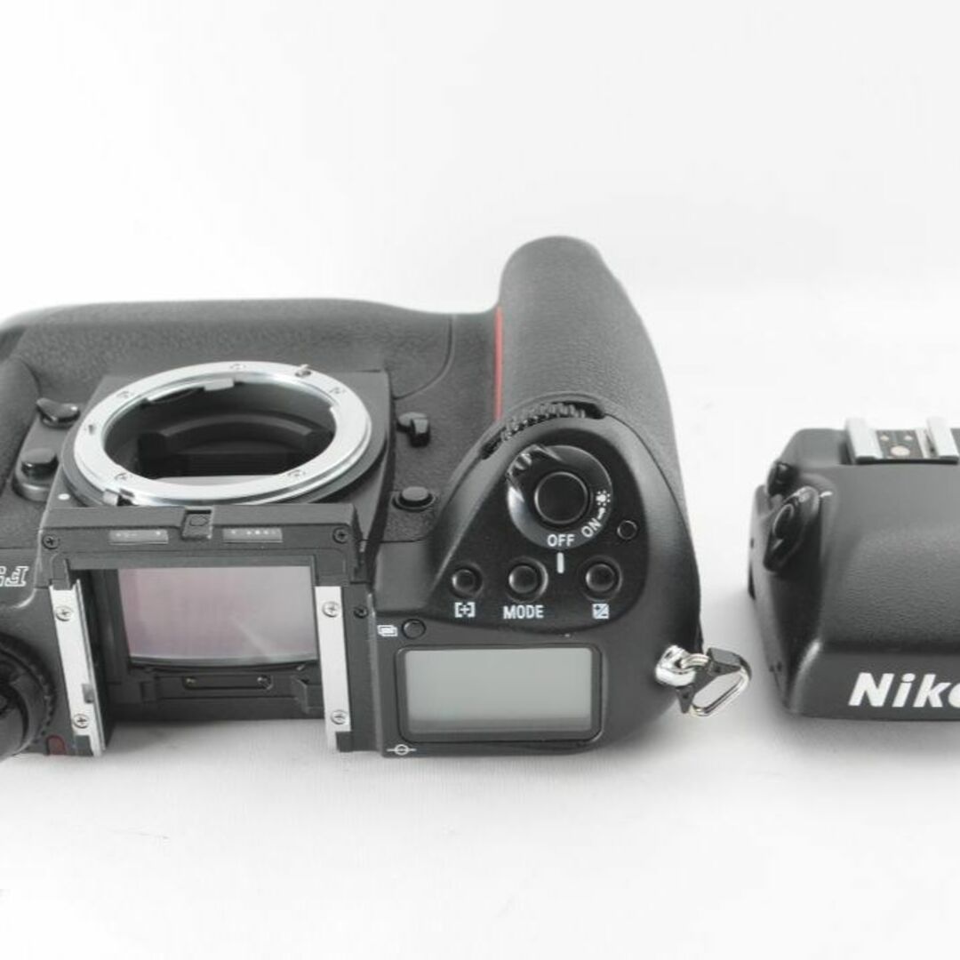 Nikon(ニコン)の★超美品★ Nikon F5 ♪とてもキレイな外観と露出計OKの完動品 スマホ/家電/カメラのカメラ(フィルムカメラ)の商品写真