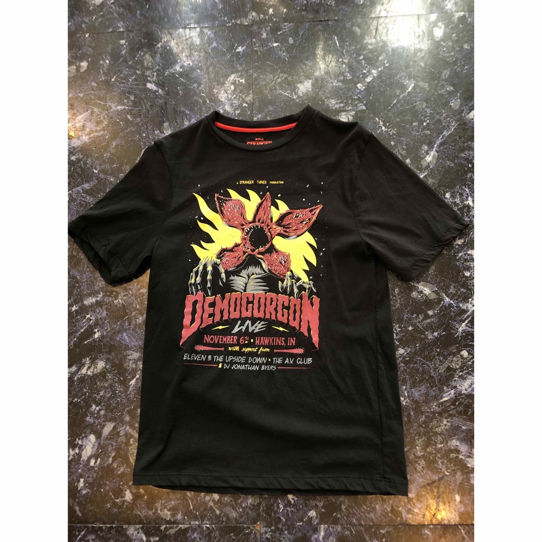 ストレンジャーシングス Stranger Things デモゴルゴン　Tシャツ