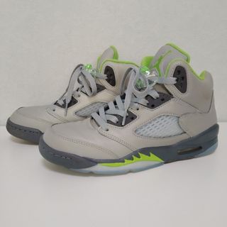 ジョーダン(Jordan Brand（NIKE）)のAIR JORDAN 5 RETRO GREEN BEAN(スニーカー)