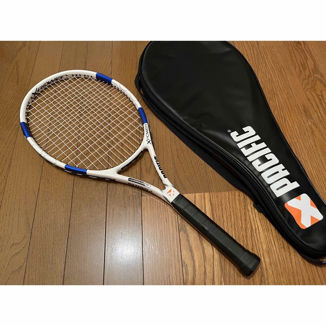 美品💛テニスラケットPACIFIC X power パシフィックエックスパワー スポーツ/アウトドアのテニス(ラケット)の商品写真