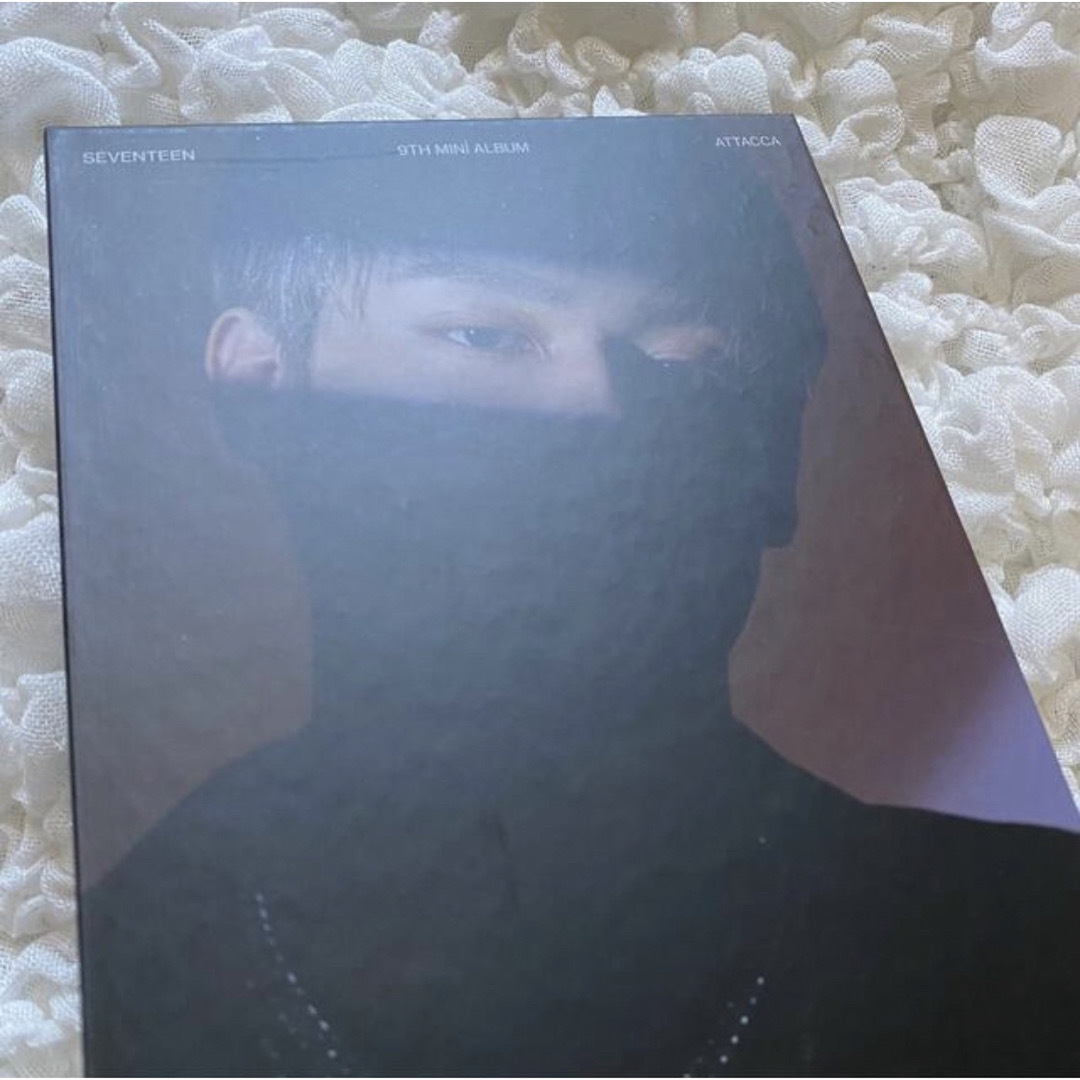 SEVENTEEN(セブンティーン)のSEVENTEEN attacca CARAT盤 ジュン ① エンタメ/ホビーのCD(K-POP/アジア)の商品写真