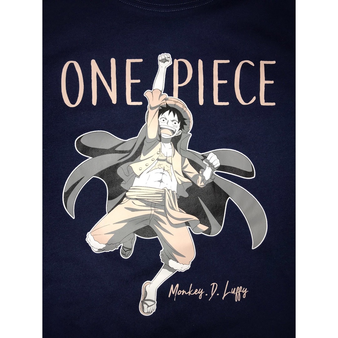 ONE PIECE(ワンピース)のメルカリ便【新品】ワンピース　ONE PIECE　ルフィ　Tシャツ　大人用　M メンズのトップス(Tシャツ/カットソー(半袖/袖なし))の商品写真