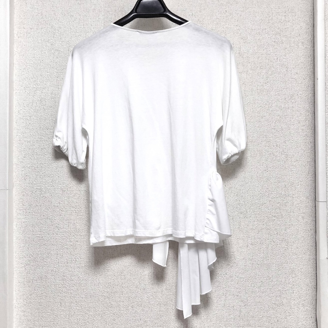 ZARA(ザラ)の美品 ZARA ザラ フリルドレープ 半袖Tシャツ 白  レディースのトップス(Tシャツ(半袖/袖なし))の商品写真