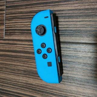 ニンテンドースイッチ(Nintendo Switch)のジョイコン 青のみ(携帯用ゲーム機本体)