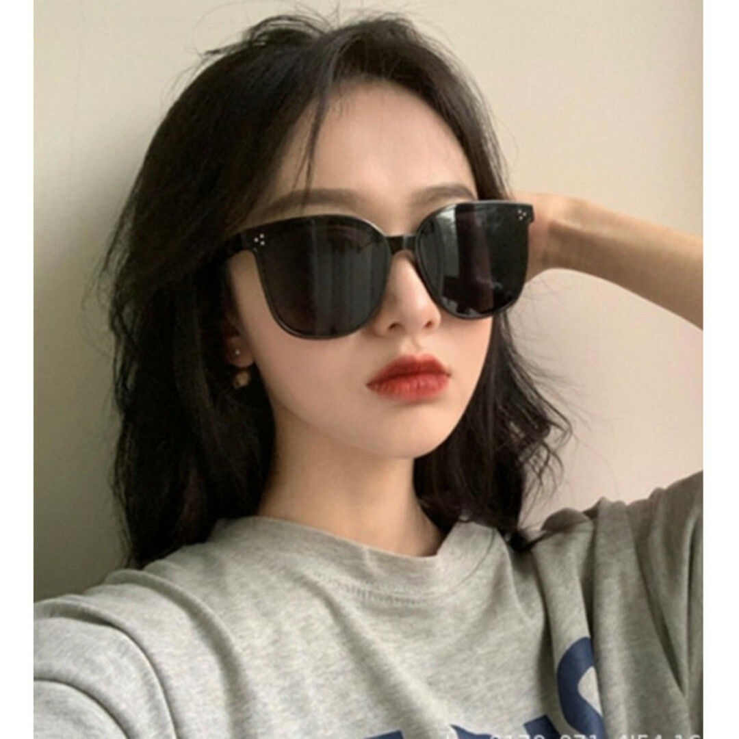 サングラス 黒 ビックフレーム 韓国 オシャレ メガネ  小顔効果  紫外線　 レディースのファッション小物(傘)の商品写真