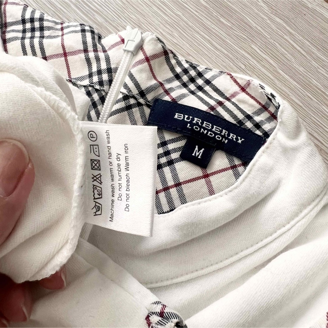 BURBERRY(バーバリー)のバーバリー　タンクトップ　カットソー　チェック柄　チェック レディースのトップス(カットソー(半袖/袖なし))の商品写真