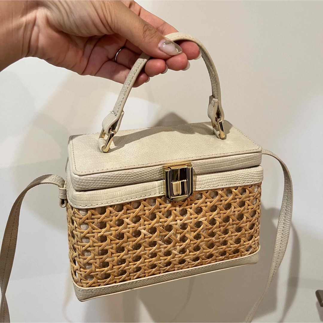 ZARA ラタン　カゴ　ショルダーBAG 新品