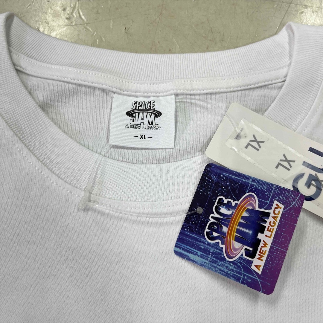 GU(ジーユー)のスペース　ジャム　Tシャツ GU  新品 メンズのトップス(Tシャツ/カットソー(半袖/袖なし))の商品写真