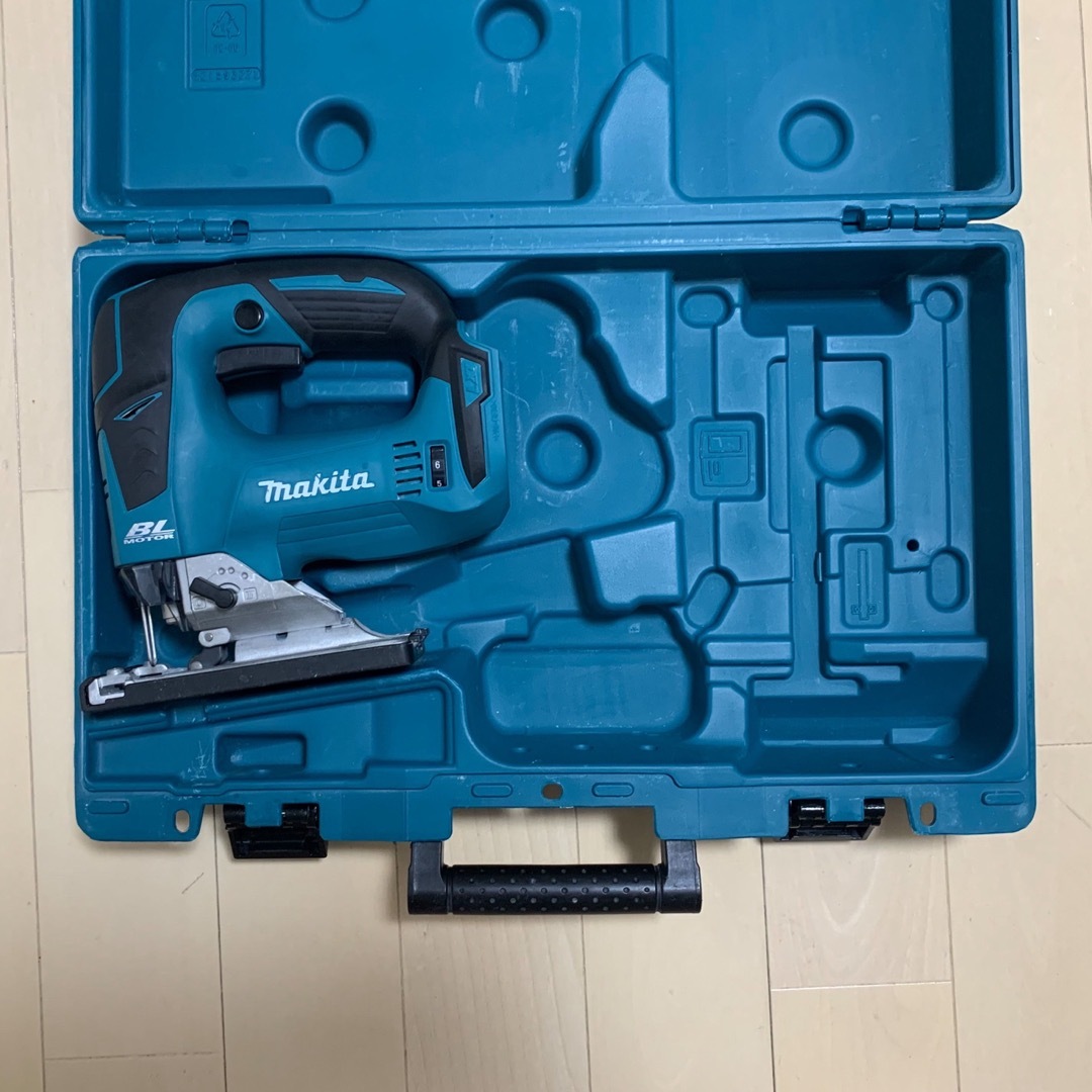 マキタ makita 充電式ジグソー 18V JV182D