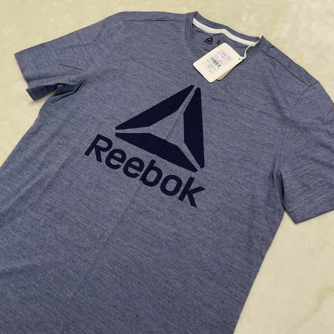 新品未使用タグ付✨廃盤商品✨Reebok Tシャツ　Oサイズ　青　ブルー