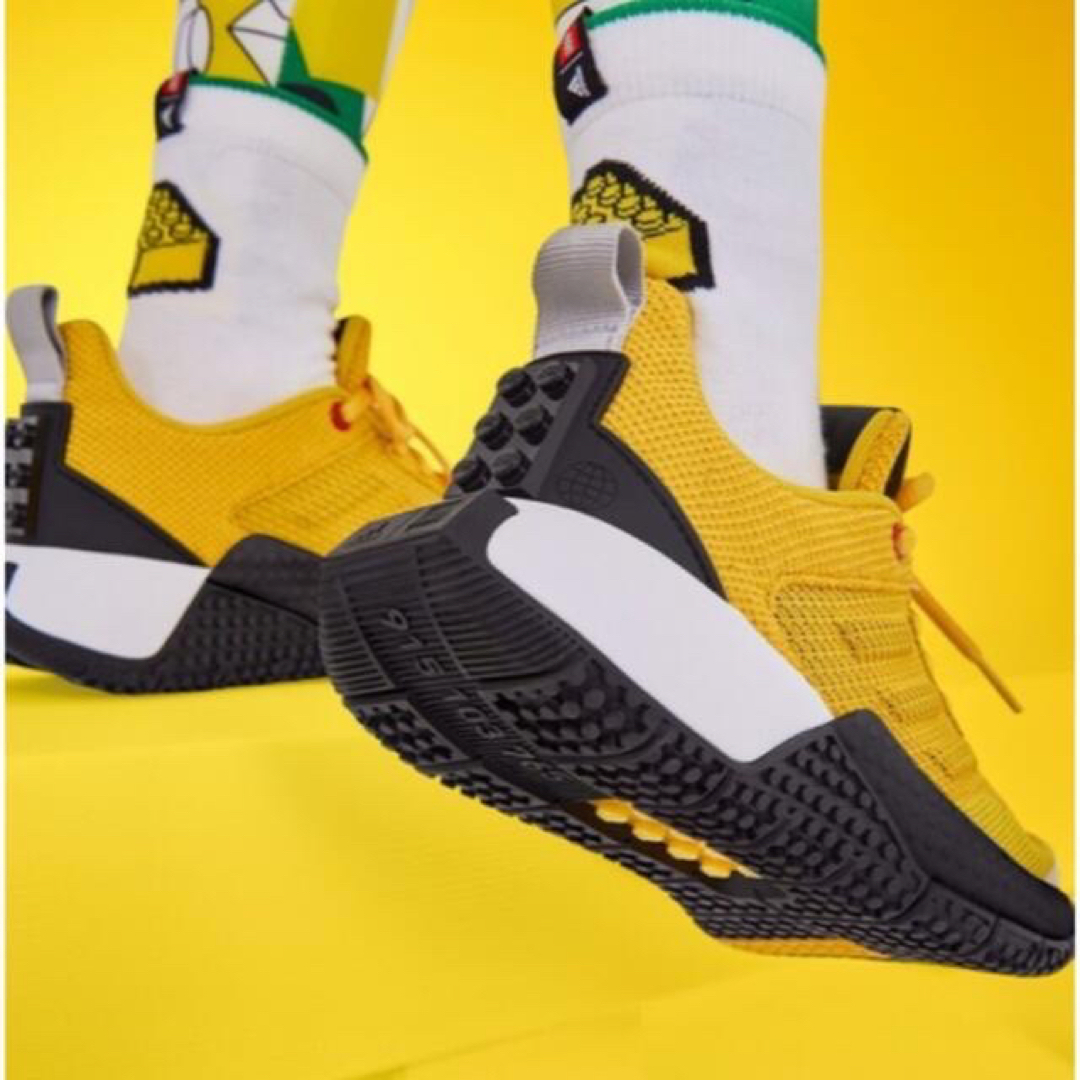 adidas(アディダス)の定価10450円アディダスコラボレゴadidas×LEGO 22.5センチ キッズ/ベビー/マタニティのキッズ靴/シューズ(15cm~)(スニーカー)の商品写真