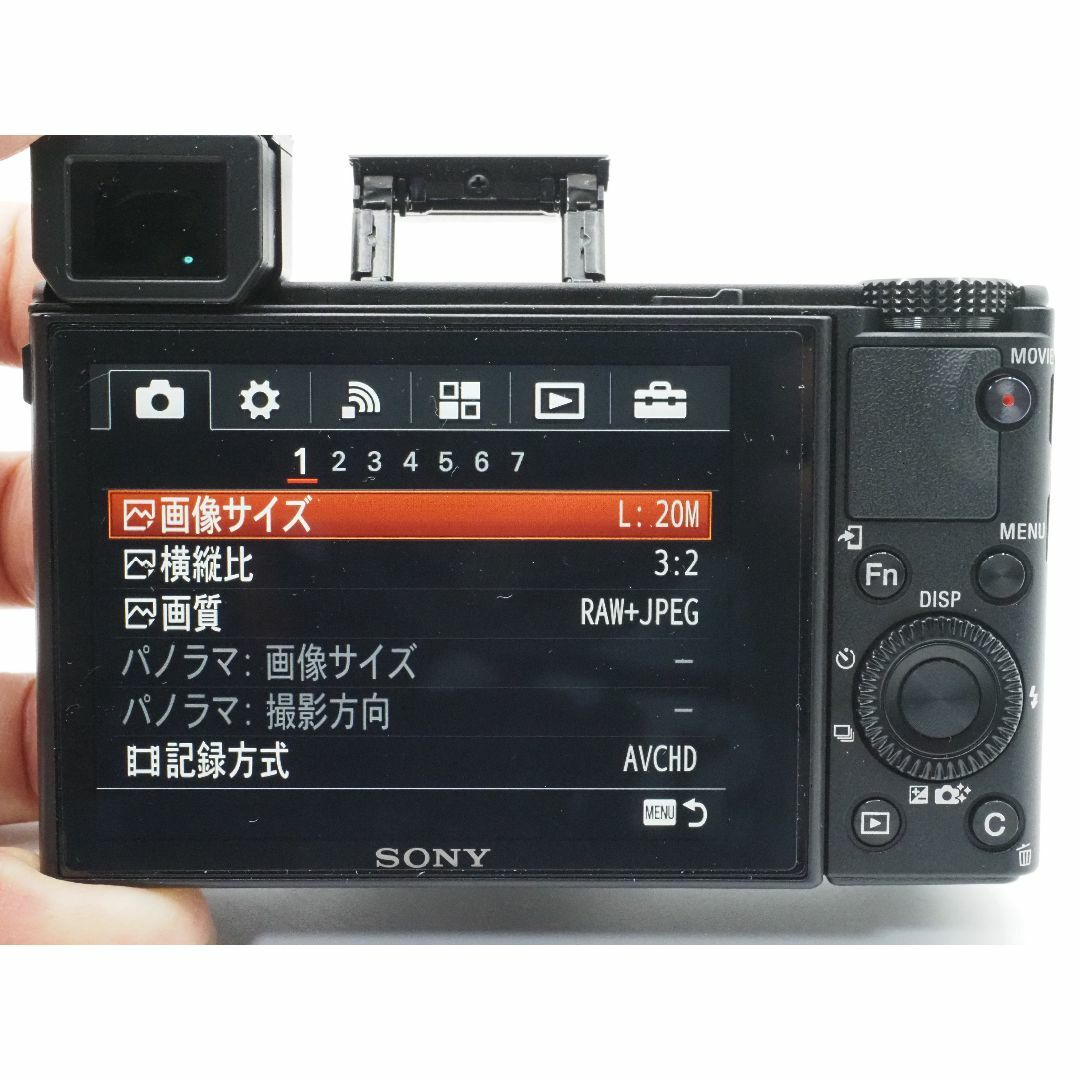 SONY(ソニー)の■極美品■ ソニー DSC-RX100M3 【元箱・付属品】 ♯0401 スマホ/家電/カメラのカメラ(コンパクトデジタルカメラ)の商品写真