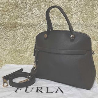 大きい割引 FURLA フルラ バッグ パイパー 新品未使用 ハンドバッグ