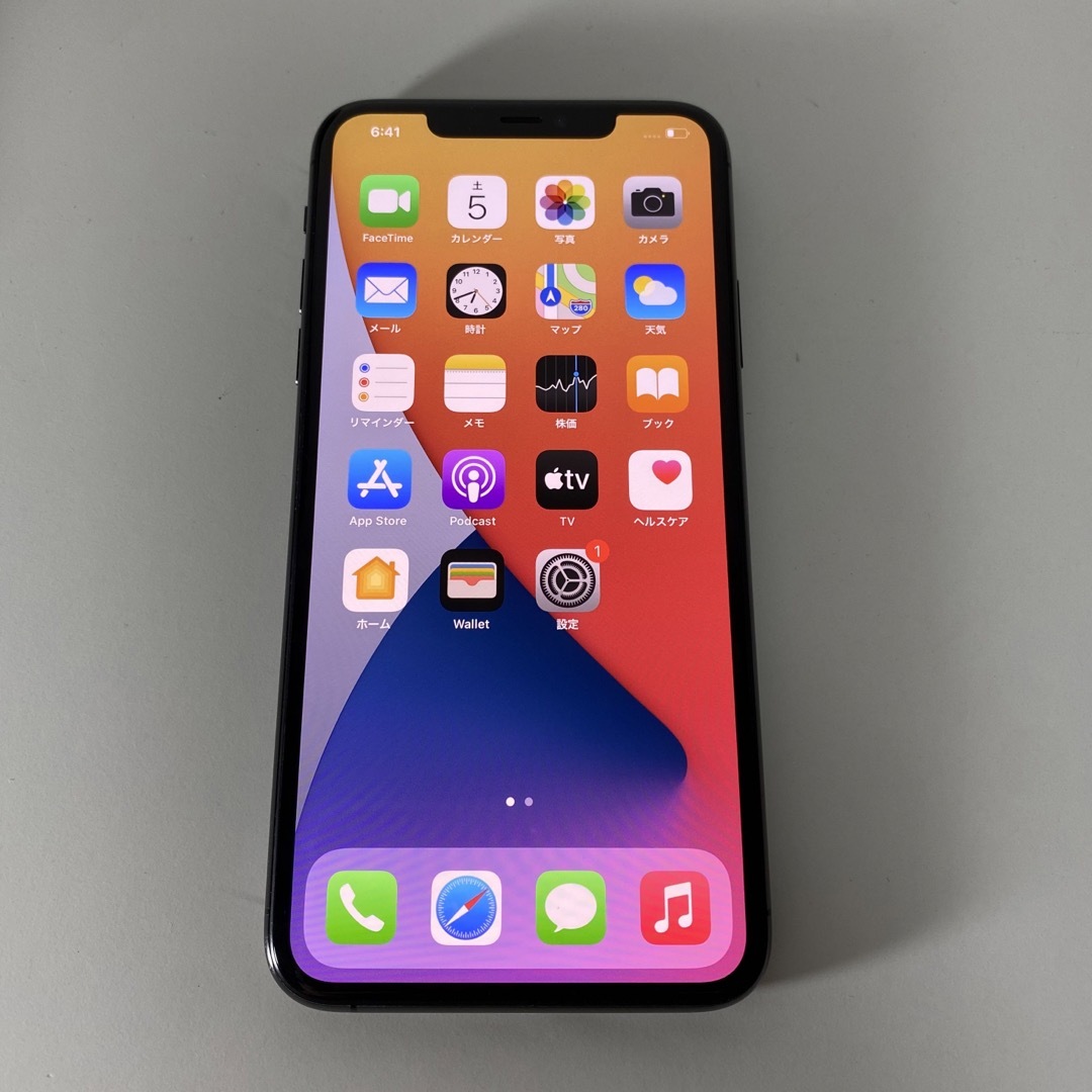 iPhone(アイフォーン)のiPhone11 pro max 256GB au 中古 ジャンク スマホ/家電/カメラのスマートフォン/携帯電話(スマートフォン本体)の商品写真