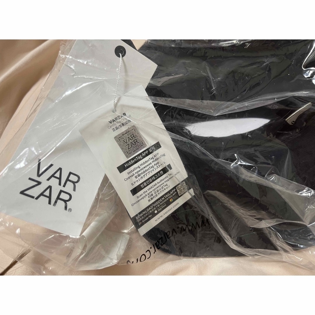 新品未使用！VARZAR Stud logo over fit ball cap レディースの帽子(キャップ)の商品写真