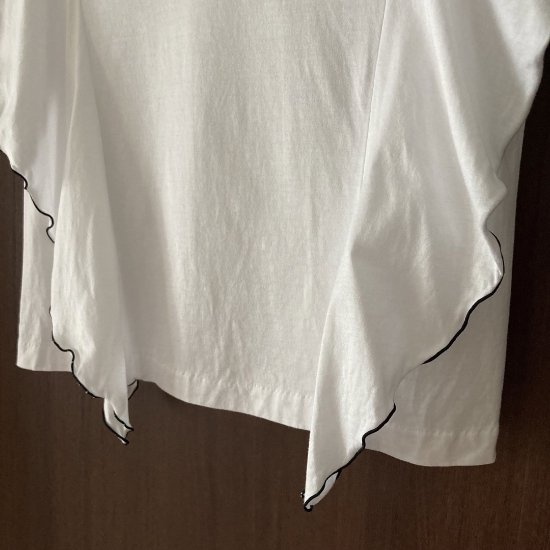 OPENING CEREMONY(オープニングセレモニー)のオープニングセレモニー　白Tシャツ　ブランド　ショート丈カットソーレディースS レディースのトップス(Tシャツ(半袖/袖なし))の商品写真